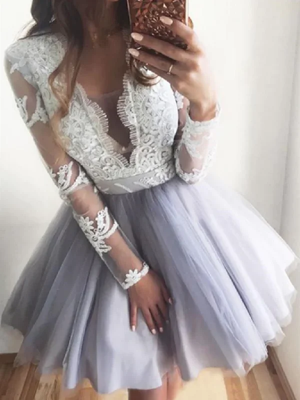 Evening Dress in Flowing Style -Midi Dresses for Charity Gala -Evening Dress in Flowing Style -V Neck Short Gray Homecoming Dress with White Lace, Short Lace Formal Graduation Dresses c3103