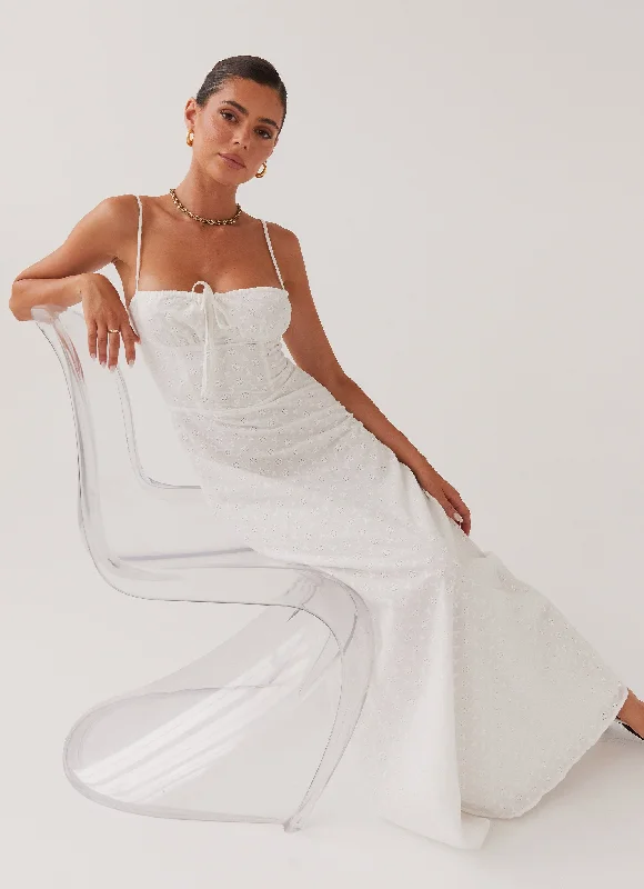 Maxi Dresses with Swing Edge -Elsie Broderie Maxi Dress - White