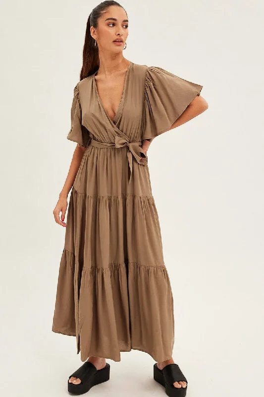 Maxi Dresses with Flared Edge -Green Maxi Dress Short Sleeve Wrap Front Tiered