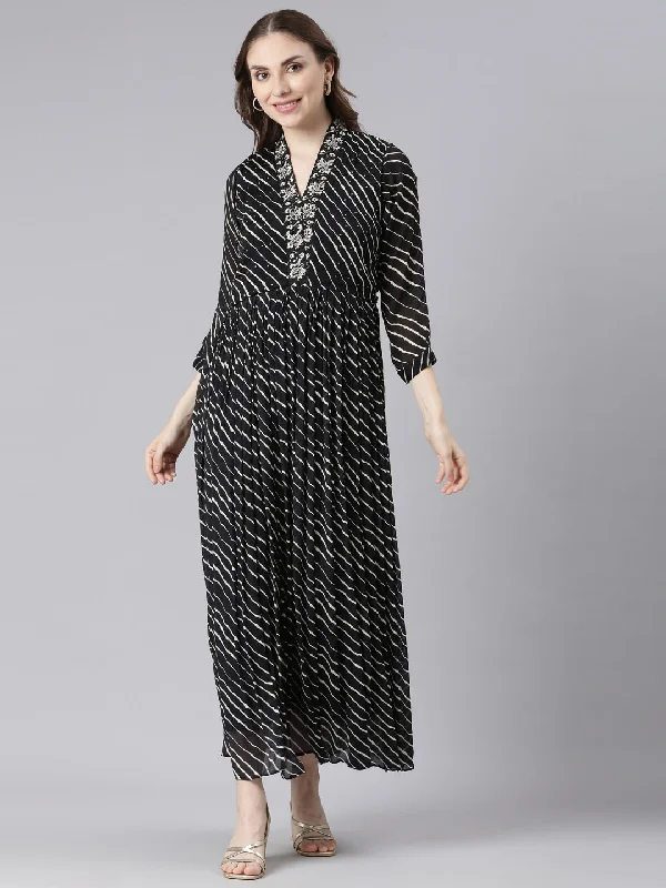 Maxi Dresses for Fun Trip -Neerus Black Cotton Straight Casual Ethnic Motifs Maxi Dresses