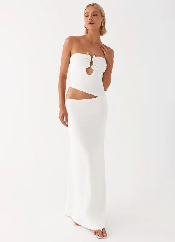 Maxi Dresses in Thin Wool -Wild Roses Maxi Dress - White